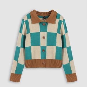 Knit sweater/cardigan